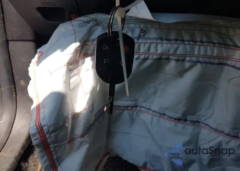 2018 Ford Focus Se z USA, uszkodzony, nr VIN 1FADP3K2XJL226128